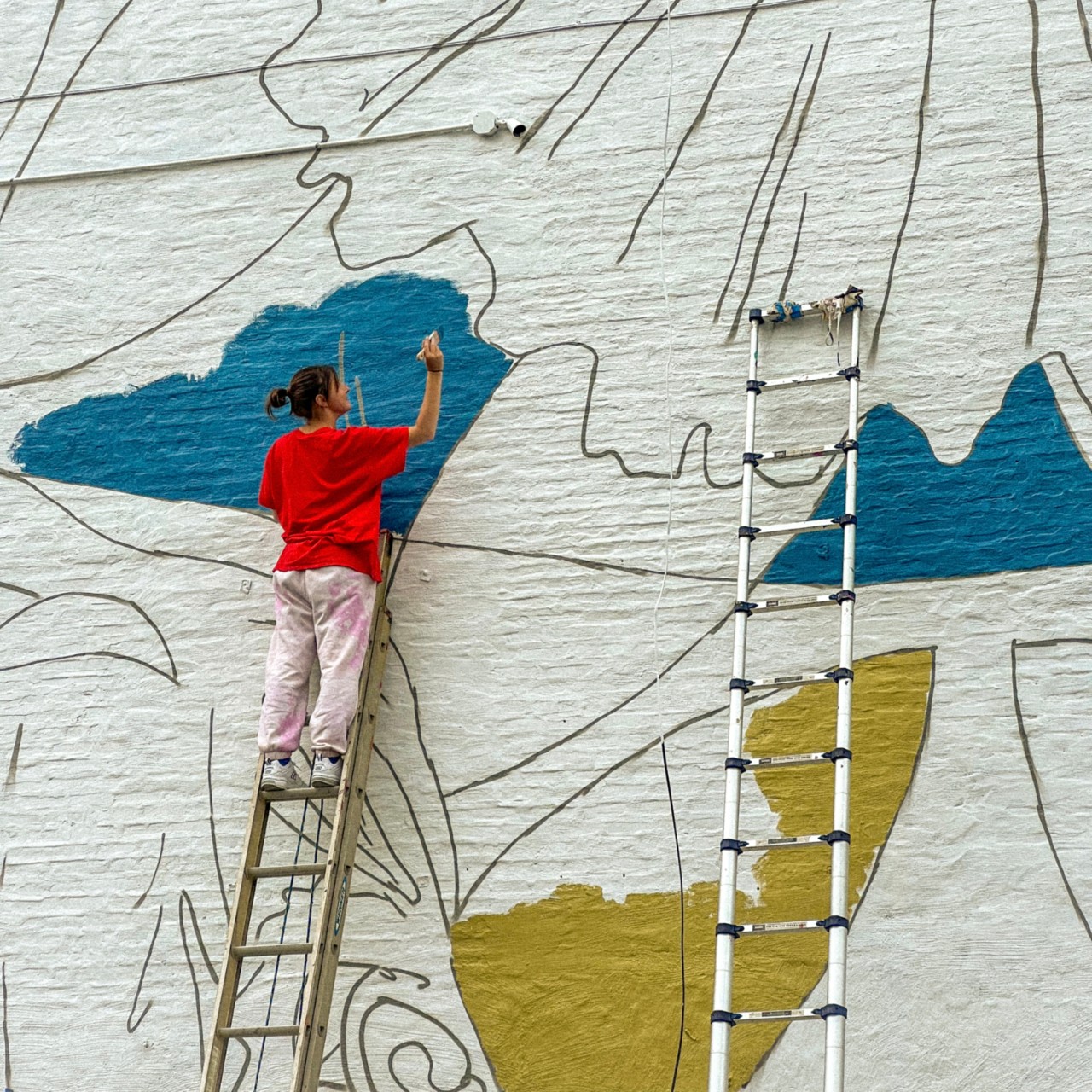Master of Fine Arts students working on public art.