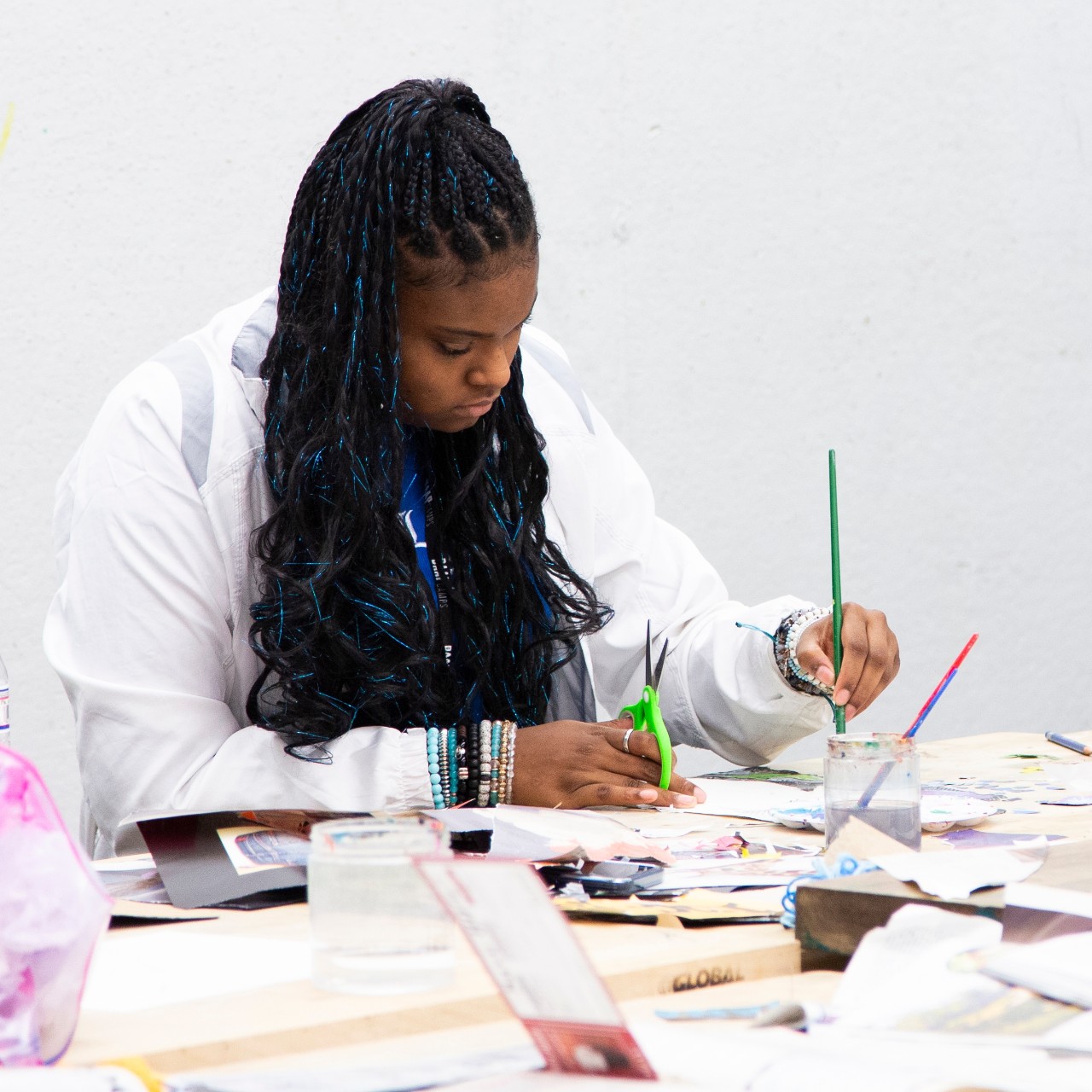 Fine arts DAAPcamp student working on a project.