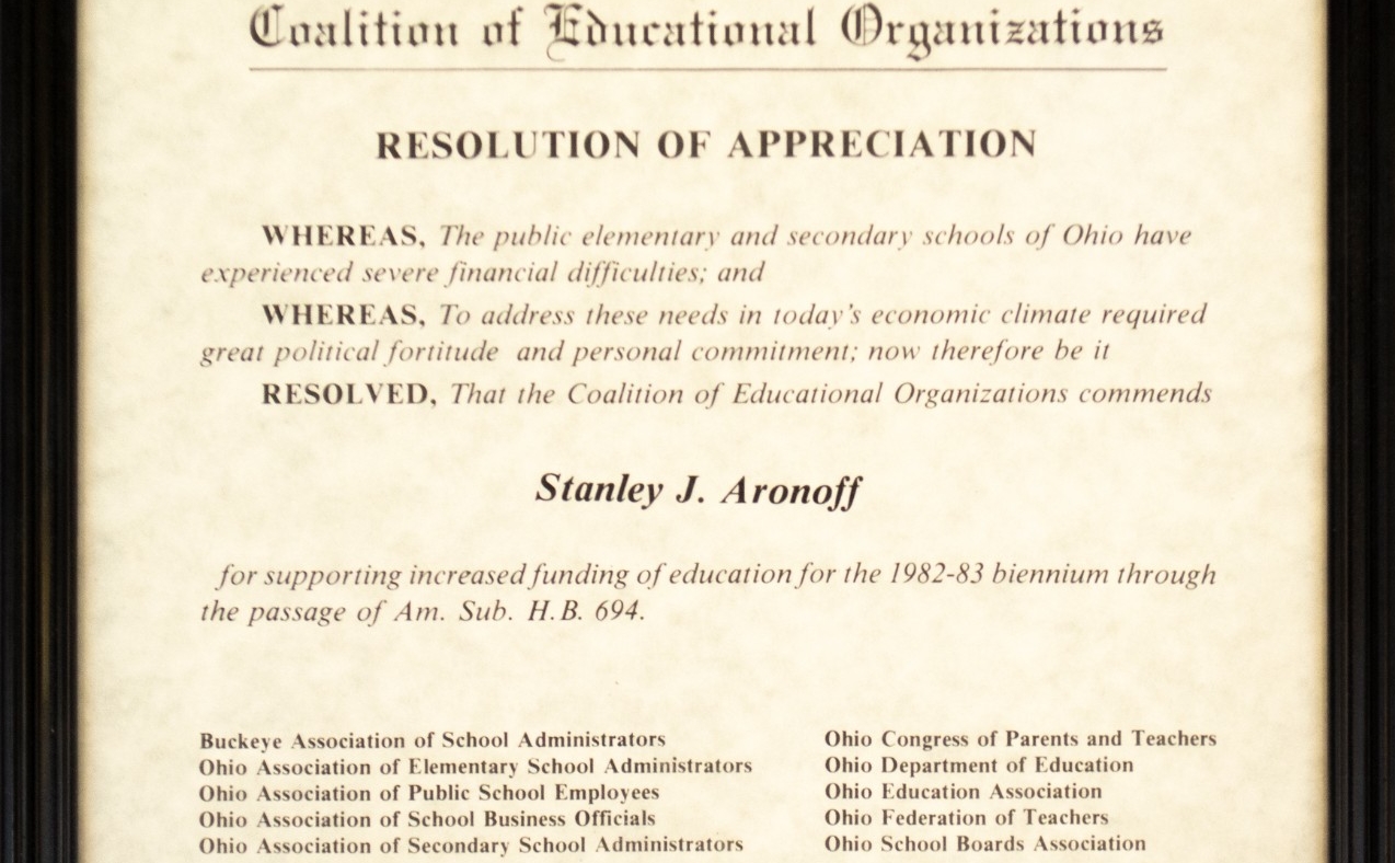 Resolution of appreciation to Stanley Aronoff