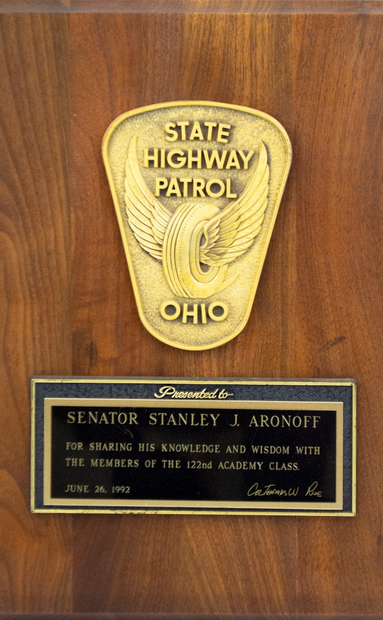 State Highway Patrol Presents an Award to senator Stanley J. Aronoff for Sharing his Knowledge with the Members of the 122nd Academy Class.