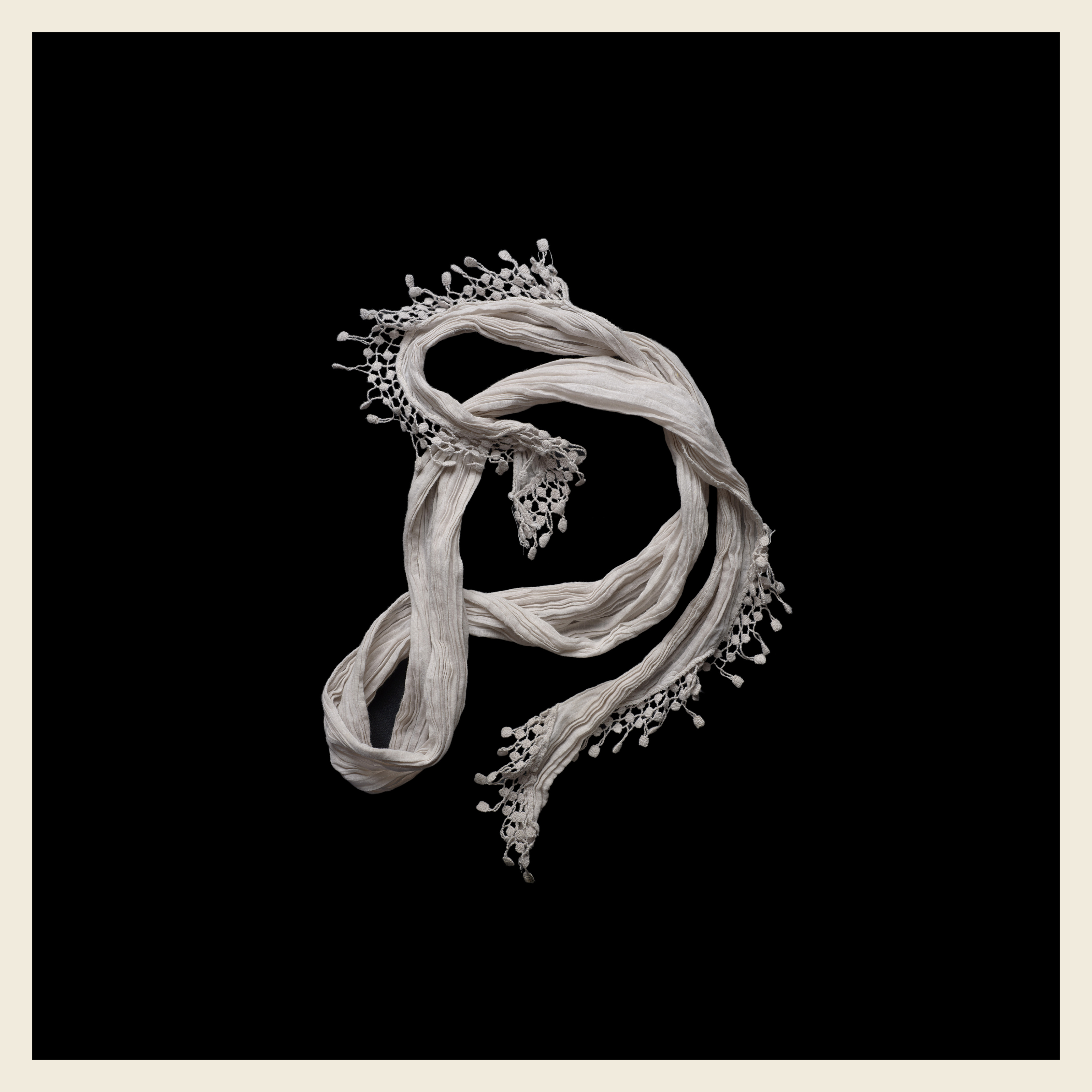 Jobst von Kunowski  (German 1976-     )  Weißer Stoff